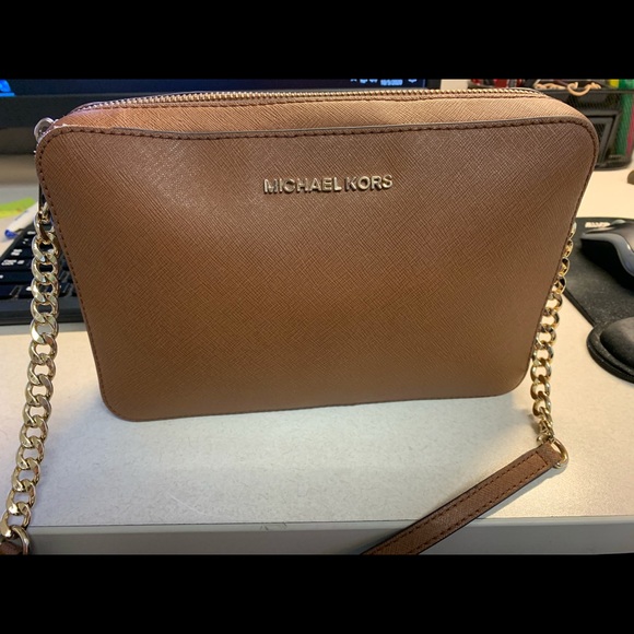 Brown Michael Kors crossbody purse - Picture 1 of 4